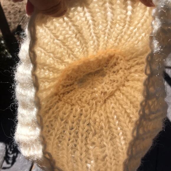 Cream Knit Hat Beanie - Picture 6 of 8
